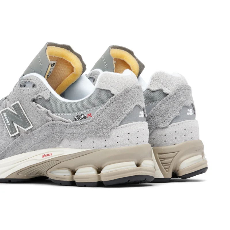 NEW BALANCE 2002R PROTECTION PACK GREY SILVER