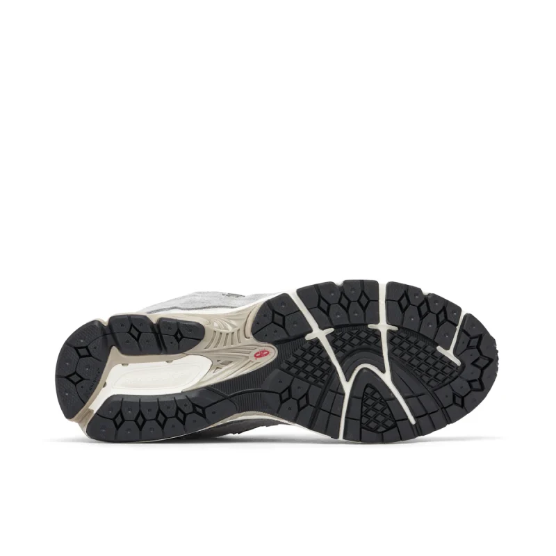 NEW BALANCE 2002R PROTECTION PACK GREY SILVER
